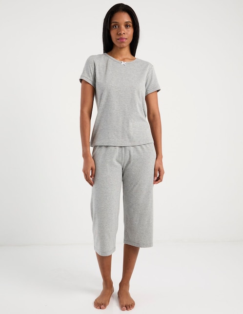Conjunto pijama para mujer 1