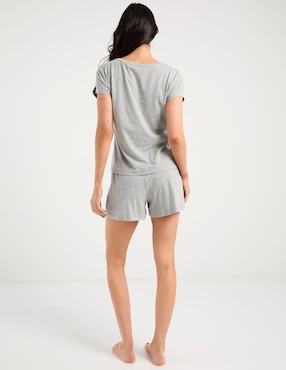 Conjunto pijama Weekend para mujer