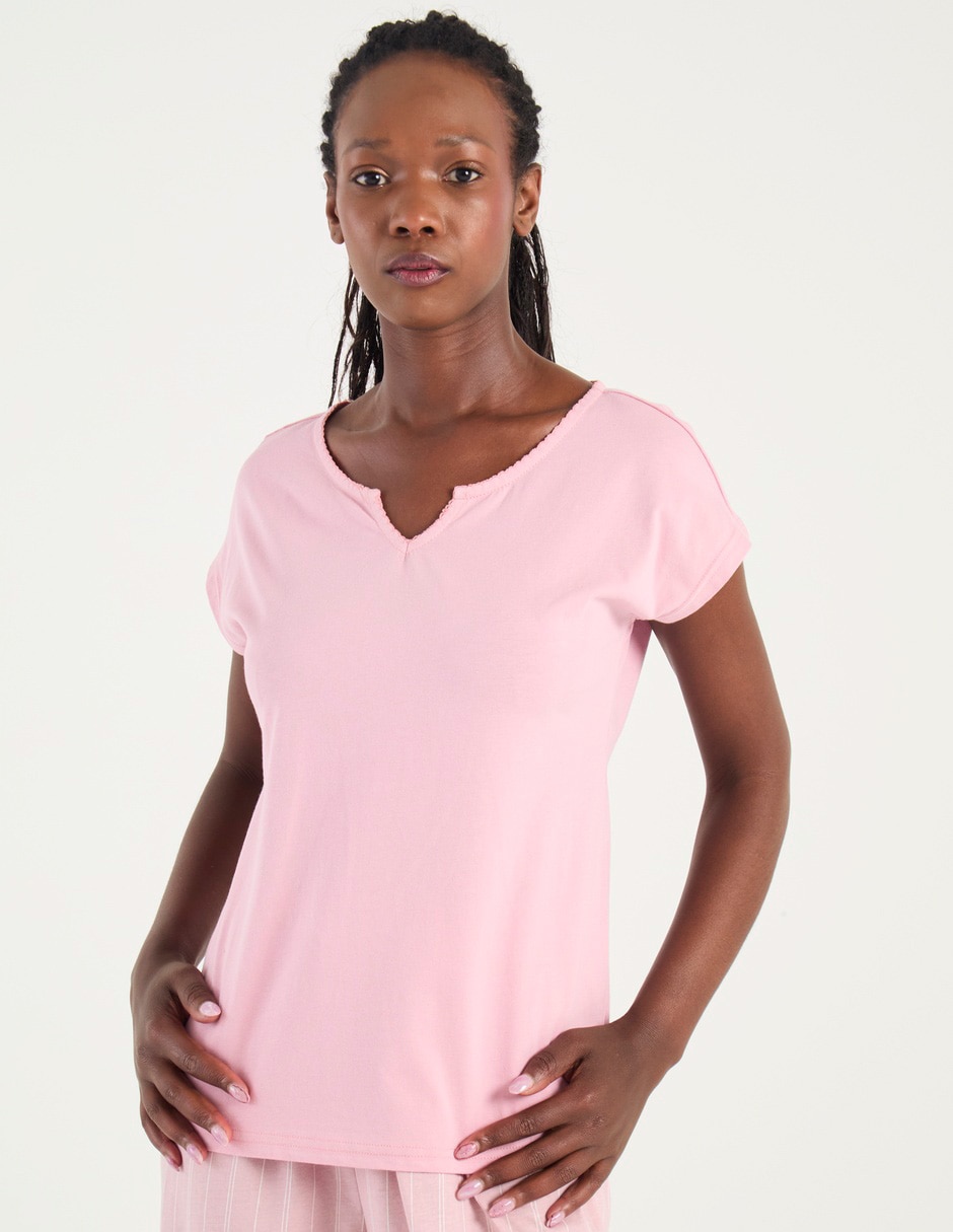 Playera manga corta cuello V para mujer