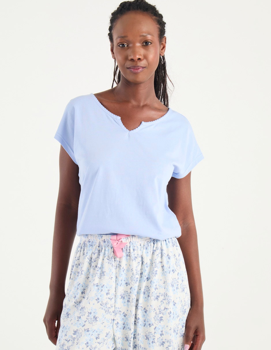 Playera manga corta cuello V para mujer Playera manga corta cuello V para mujer