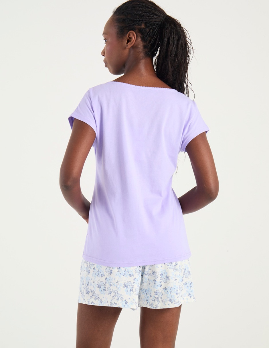 Playera manga corta Weekend cuello V para mujer